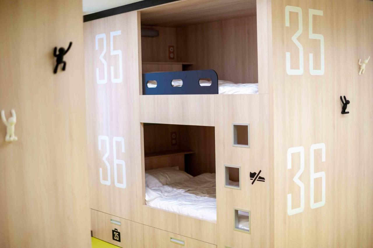 Hostel Le Hueb グルノーブル エクステリア 写真